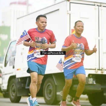 Runner Photo 6023342