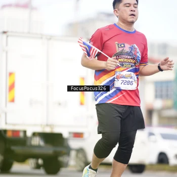 Runner Photo 6023344