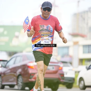 Runner Photo 6023357