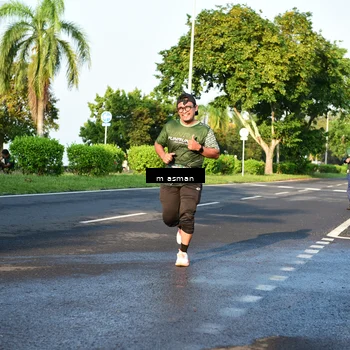 Runner Photo 6023374