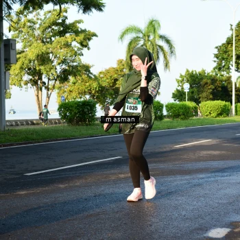 Runner Photo 6023438