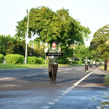 Runner Photo 6023457