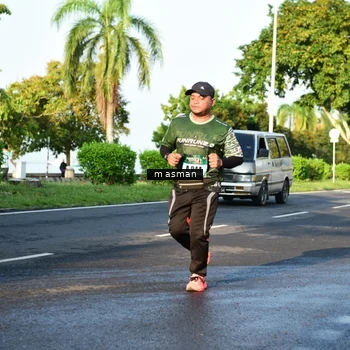 Runner Photo 6023471