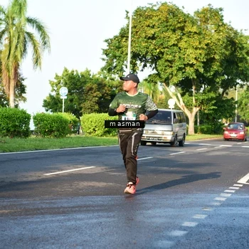 Runner Photo 6023472