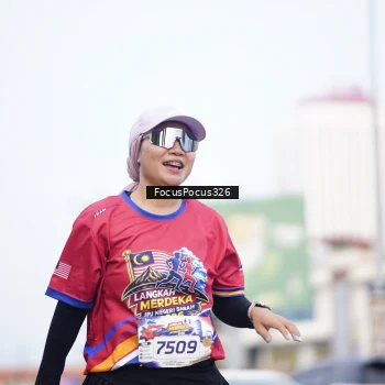 Runner Photo 6023544