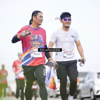 Runner Photo 6023636