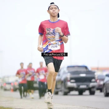 Runner Photo 6023749