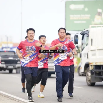Runner Photo 6023751