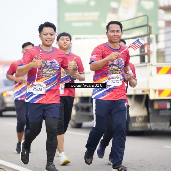 Runner Photo 6023754