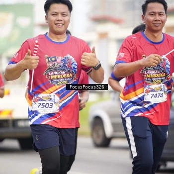 Runner Photo 6023758