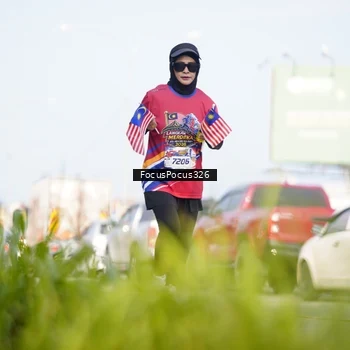 Runner Photo 6024012