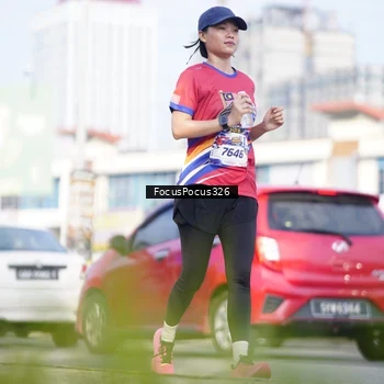 Runner Photo 6024018
