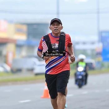 Runner Photo 6024034