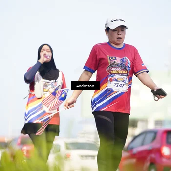 Runner Photo 6024044