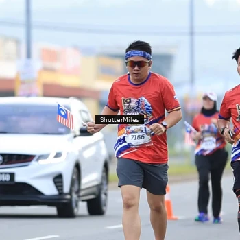 Runner Photo 6024058