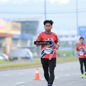 Runner Photo 6024079