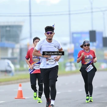Runner Photo 6024088