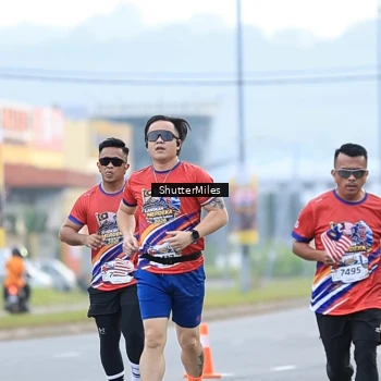 Runner Photo 6024089