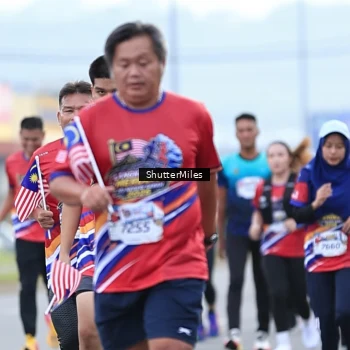 Runner Photo 6024098