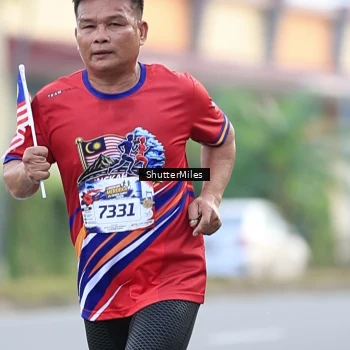 Runner Photo 6024101