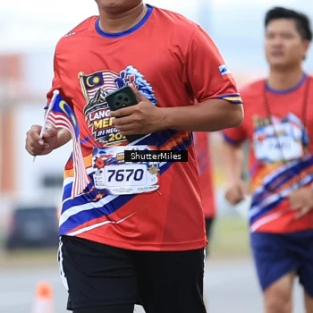 Runner Photo 6024111