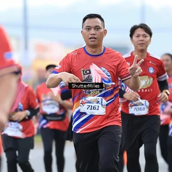 Runner Photo 6024115
