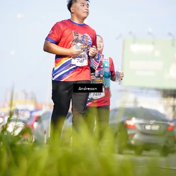 Runner Photo 6024124