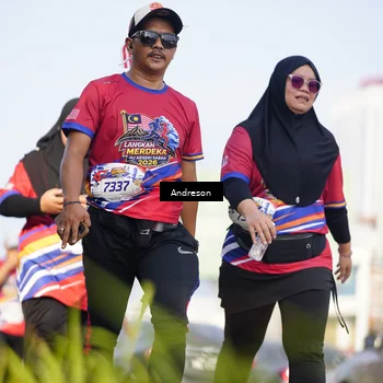 Runner Photo 6024125