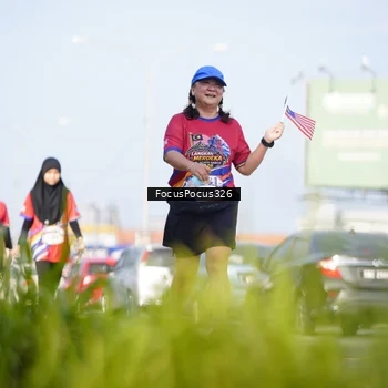 Runner Photo 6024129