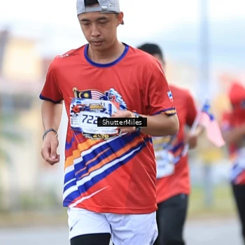 Runner Photo 6024131