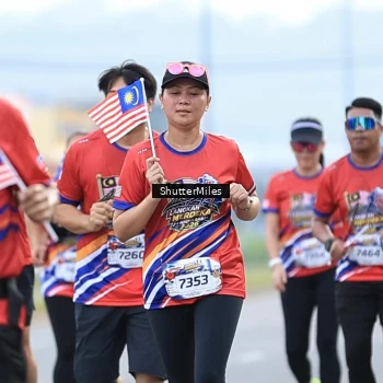 Runner Photo 6024153