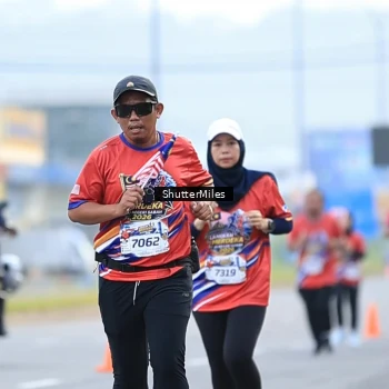 Runner Photo 6024157
