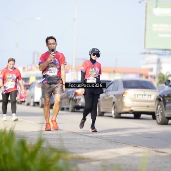Runner Photo 6024158