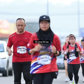 Runner Photo 6024159
