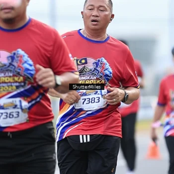 Runner Photo 6024161