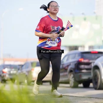 Runner Photo 6024197