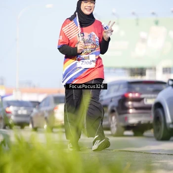 Runner Photo 6024201