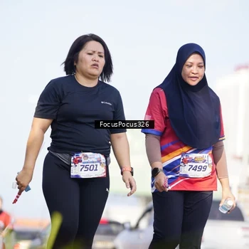 Runner Photo 6024240