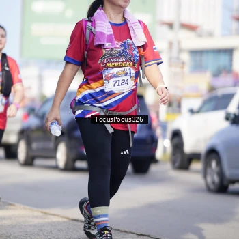 Runner Photo 6024337