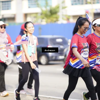 Runner Photo 6024671