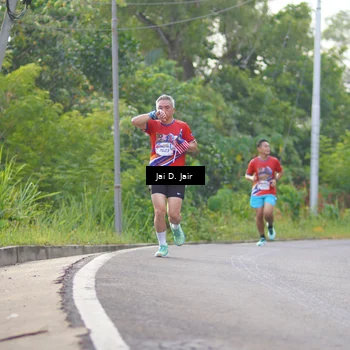 Runner Photo 6024747