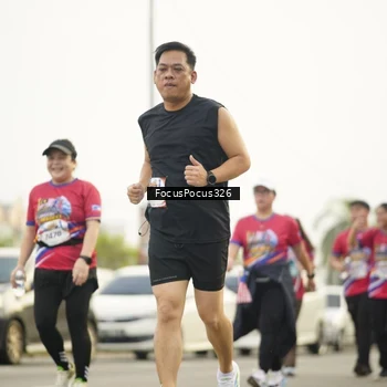 Runner Photo 6024831
