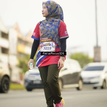 Runner Photo 6024890