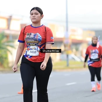 Runner Photo 6025042
