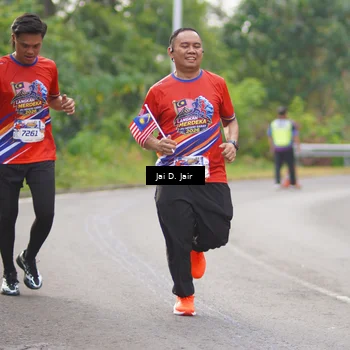 Runner Photo 6025116