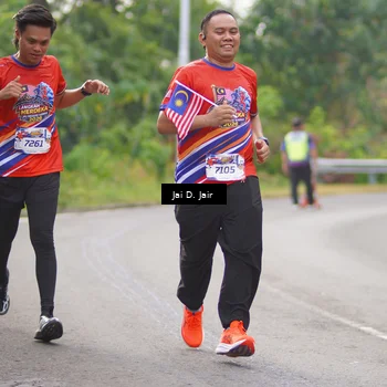 Runner Photo 6025117