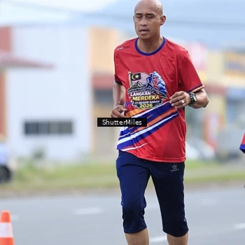 Runner Photo 6025257