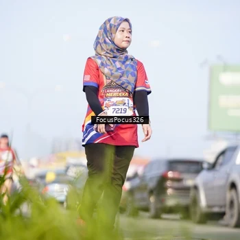 Runner Photo 6025345