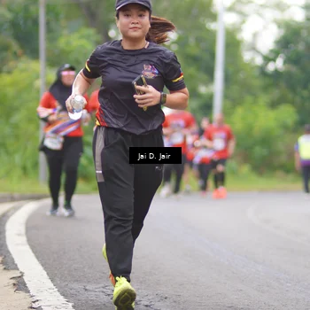 Runner Photo 6026076