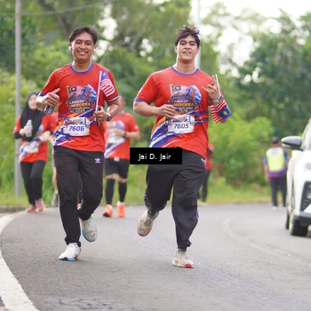 Runner Photo 6026093